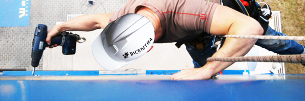 Cégportál reklámtábla